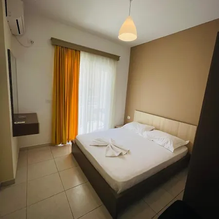 Eliona Apartments Sarande Exterior photo
